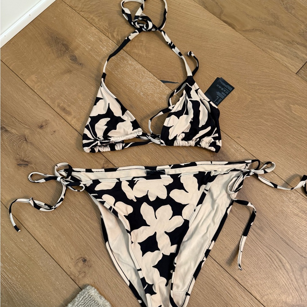H&M Black and Cream Swimwear